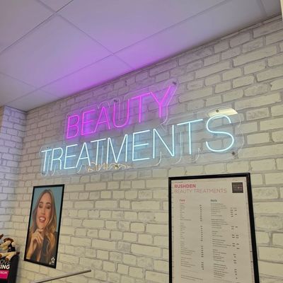 Studio LED Neon Sign с настраиваемым дизайном и длительным сроком службы