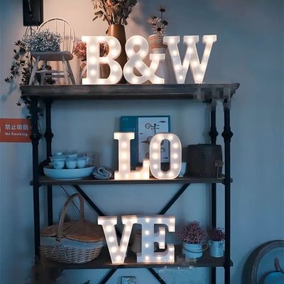 Подключение к электроснабжению Декорация Led Marquee Буквы 2ft 3ft 4ft 5ft Гигантское освещение числа